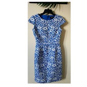 Blue and white Floral dress 💙